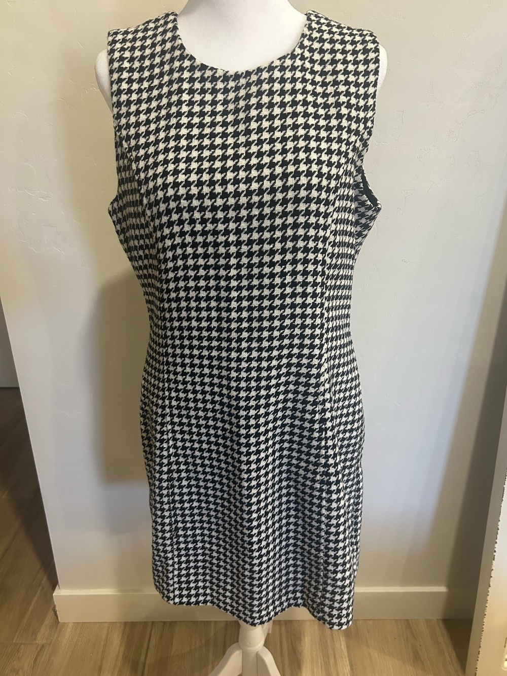 Steve Madden Tweed Checkered Houndstooth Sleeveless Mini Dress Size L- NWT